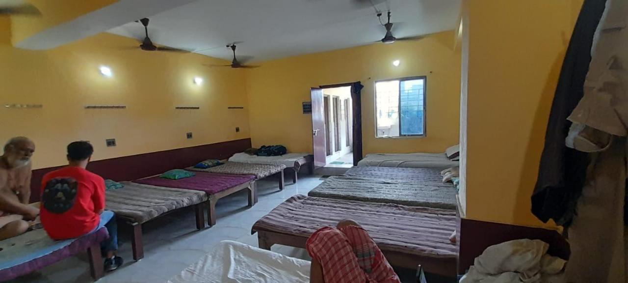 Narendra Niketan Hotell Kolkata Eksteriør bilde