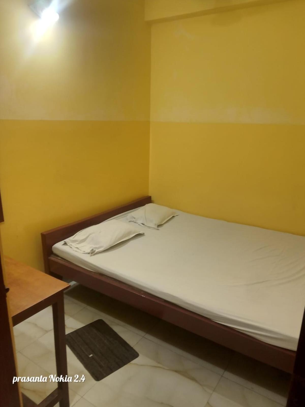 Narendra Niketan Hotell Kolkata Eksteriør bilde