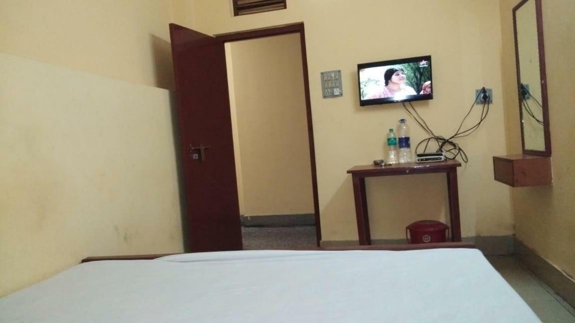 Narendra Niketan Hotell Kolkata Eksteriør bilde