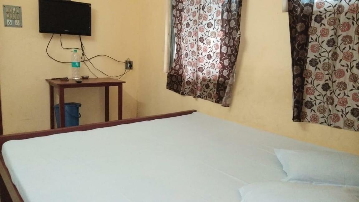 Narendra Niketan Hotell Kolkata Eksteriør bilde