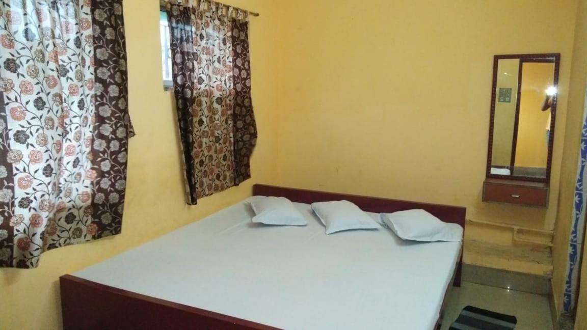 Narendra Niketan Hotell Kolkata Eksteriør bilde