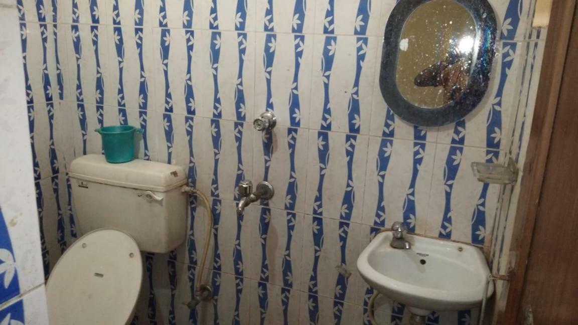 Narendra Niketan Hotell Kolkata Eksteriør bilde