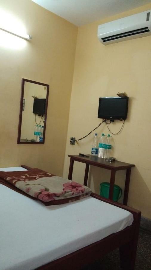 Narendra Niketan Hotell Kolkata Eksteriør bilde