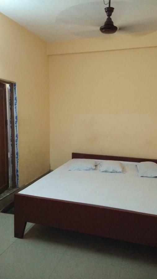 Narendra Niketan Hotell Kolkata Eksteriør bilde